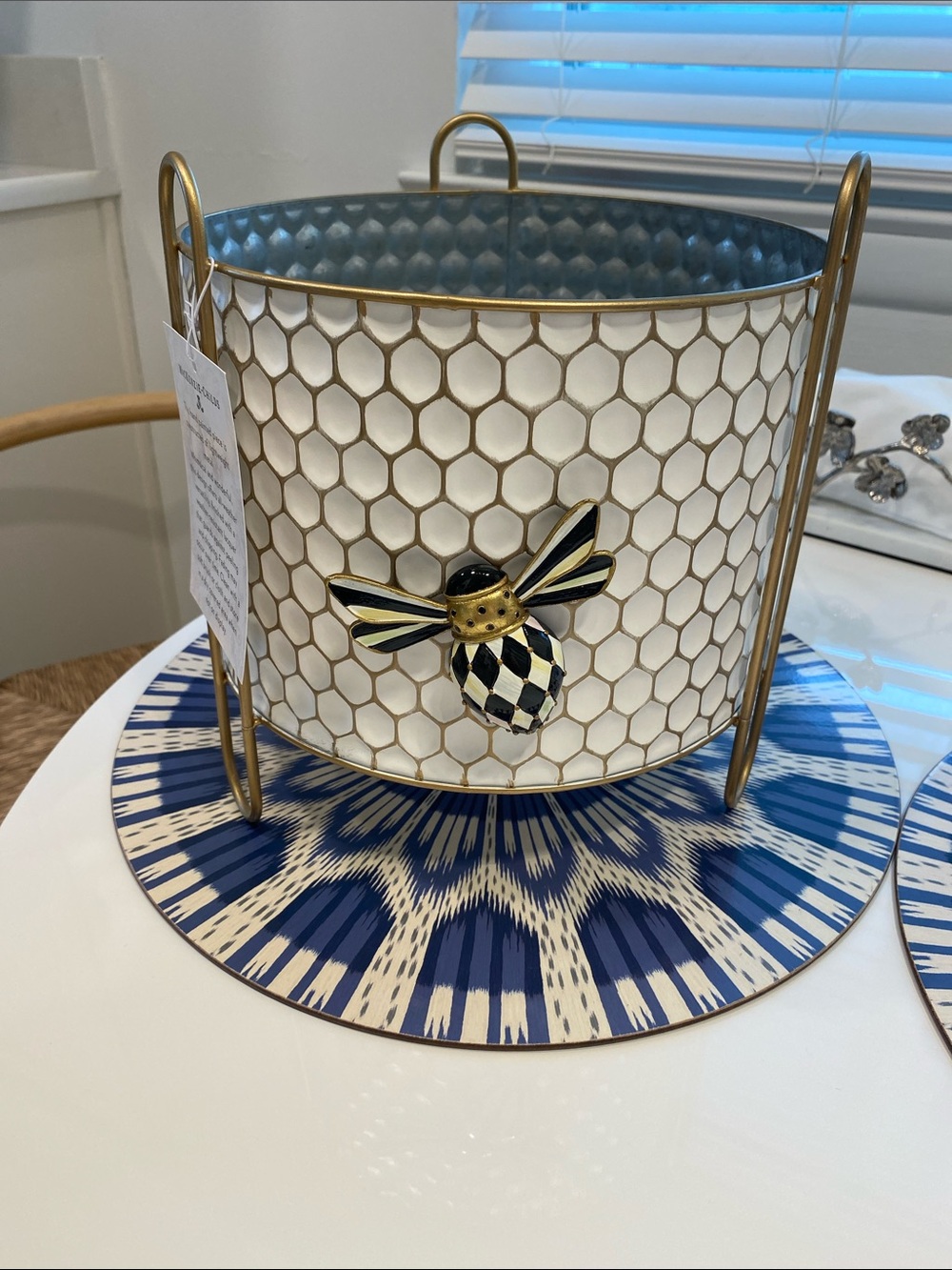 Mackenzie-Childs NWT Honeycomb Large Tin Planter Magnetic Bee gorgeous sold out🐝